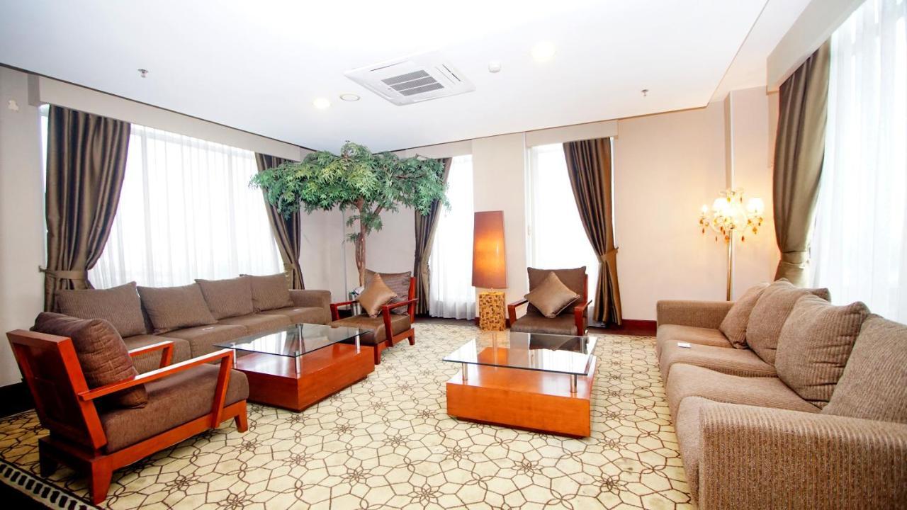 แอสตัน มารีน่า อังกอล โฮเต็ล แอนด์ เรสซิเดนซ์ Hotel จาการ์ตา ภายนอก รูปภาพ